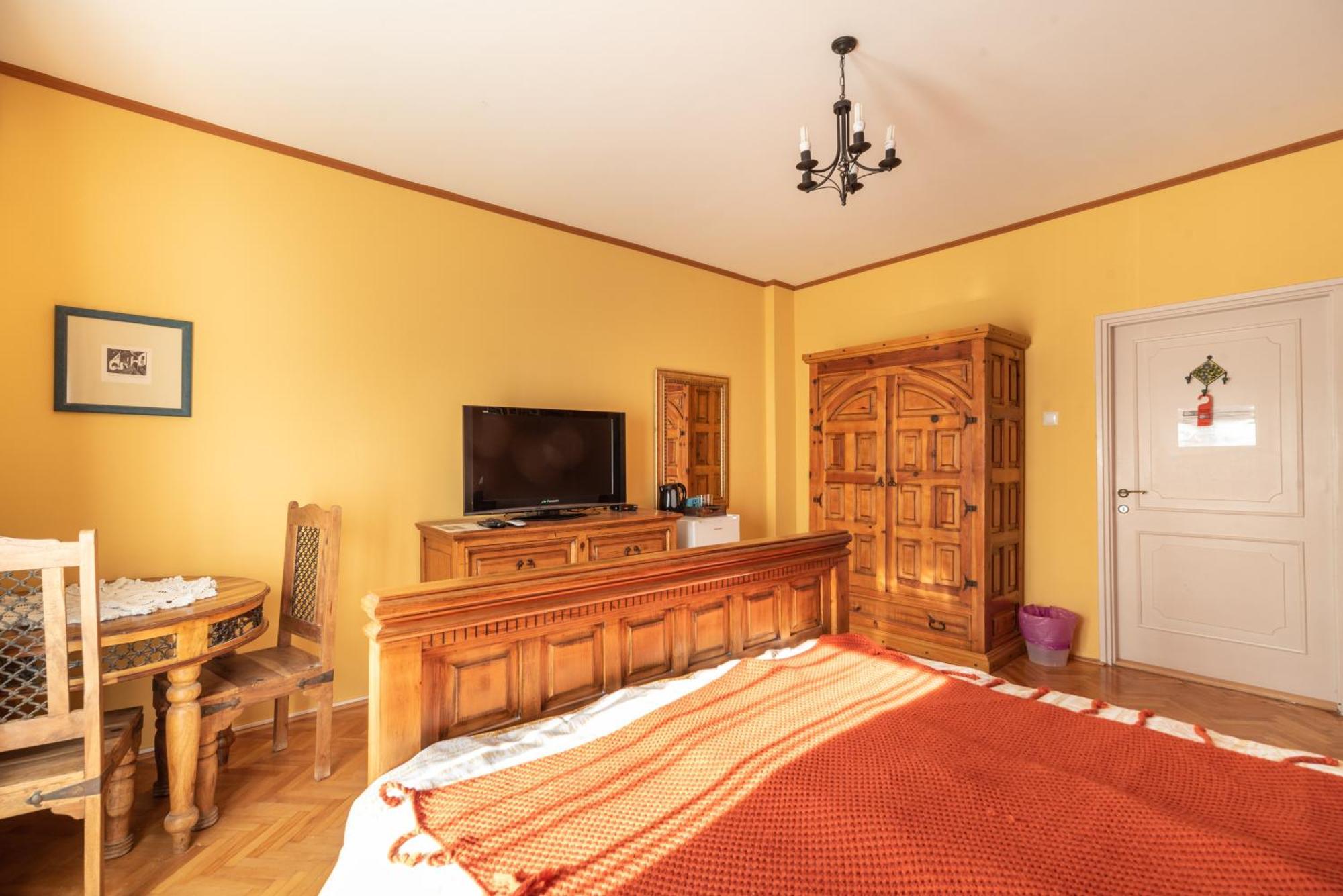Corona Villa Hévíz Quarto foto