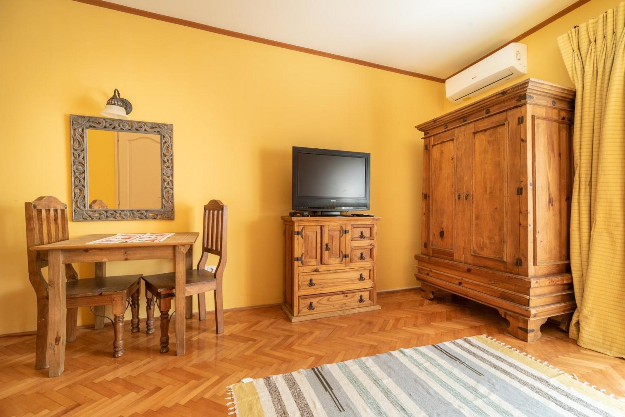 Corona Villa Hévíz Quarto foto
